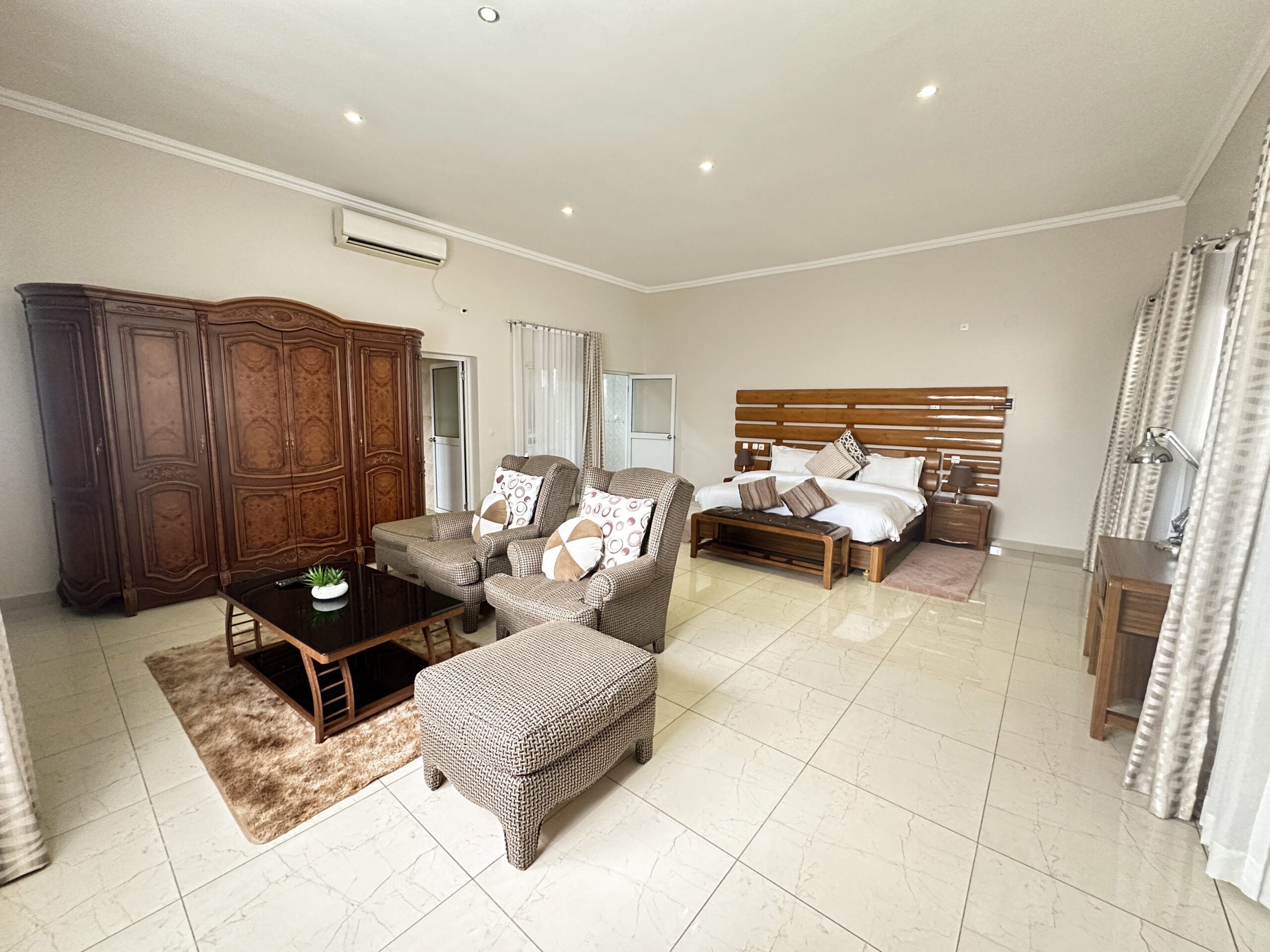 Suite Executivo - Image 8